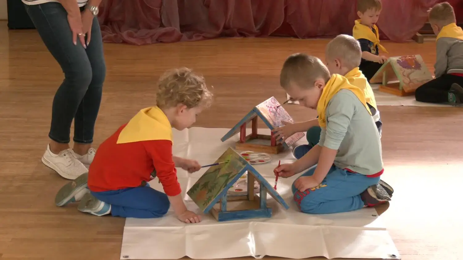 09102024-malowanie-karmnikow.mp4