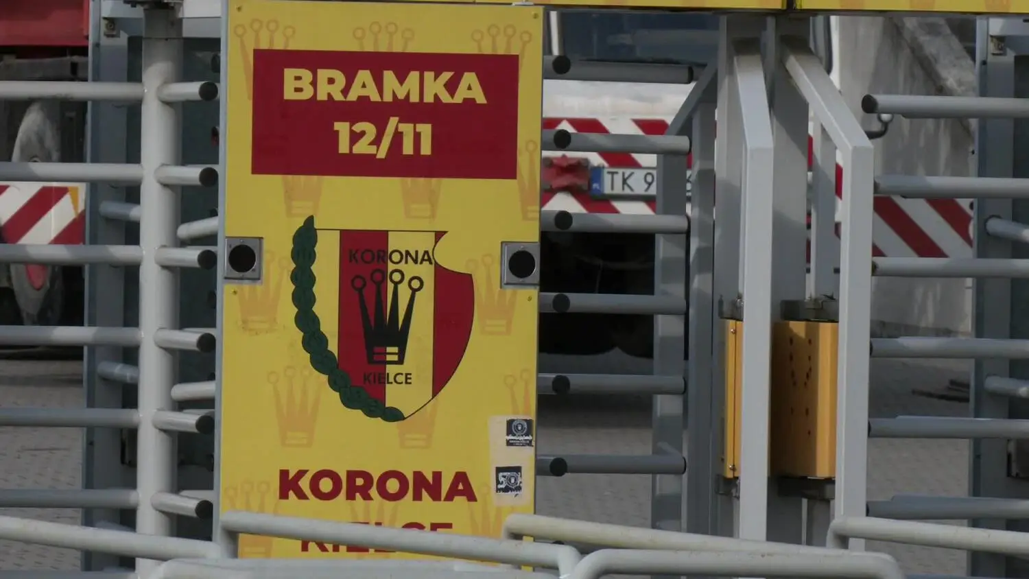 23102024-remont-dachu-korona-kielce.mp4