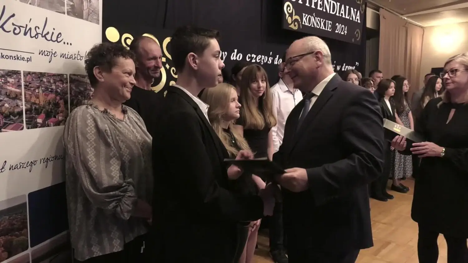 25102024-stypendia-burmistrza-konskie.mp4