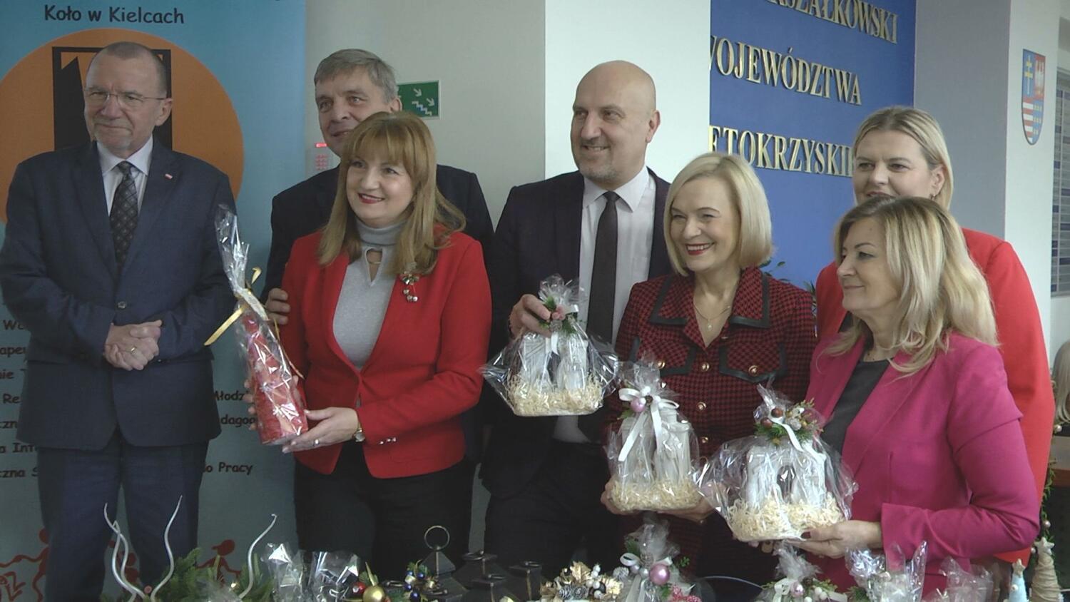 03122024-kiermasz-w-urzedzie-marszalkowskim.mp4