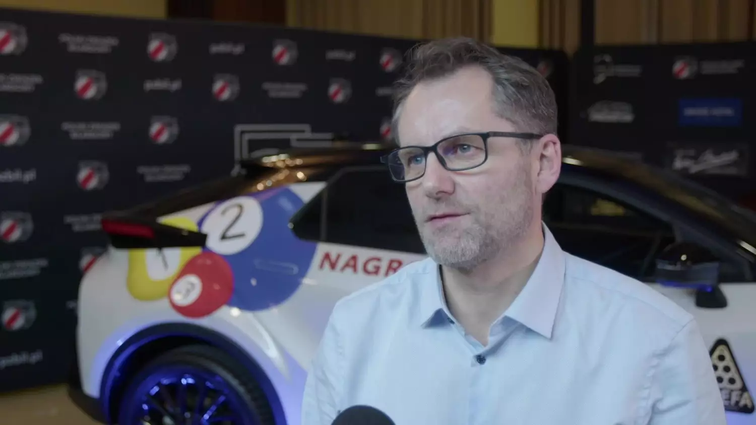 18-12-bilard-8-bil.mp4