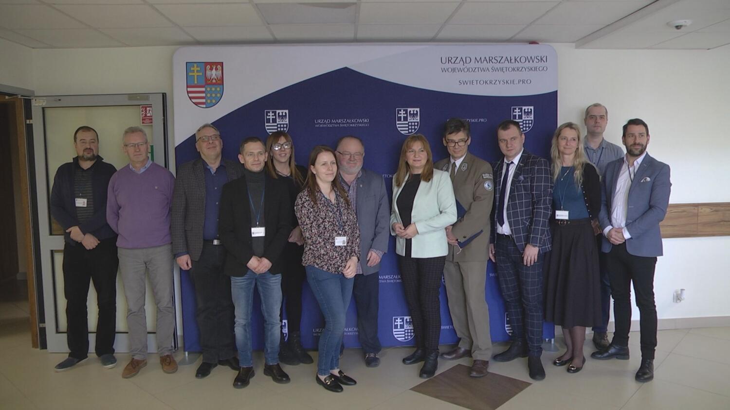 18022025-modernizacja-galerii-widokowej-na-lysej-gorze.mp4