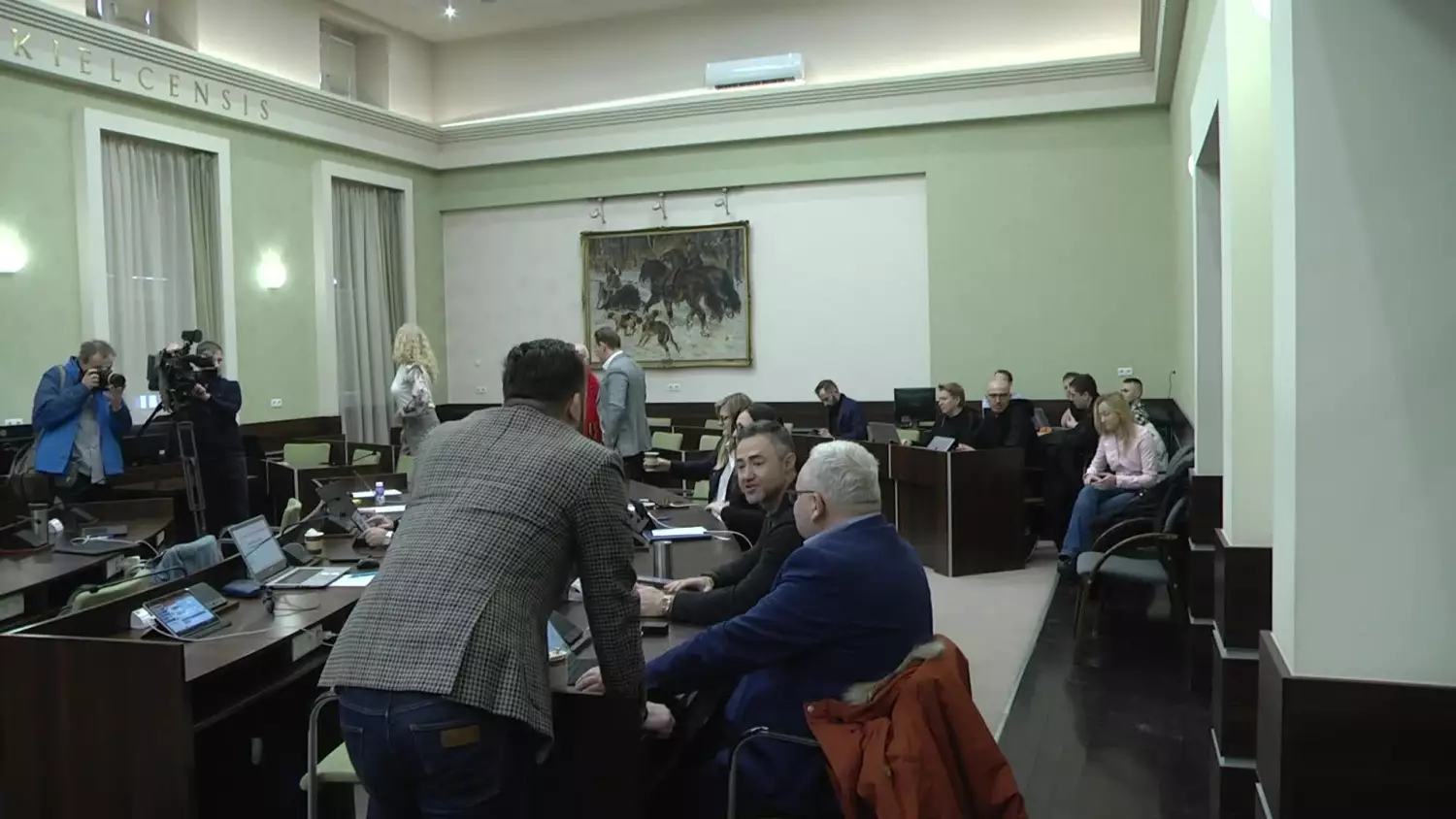 27-02-korona-maciejczyk.mp4