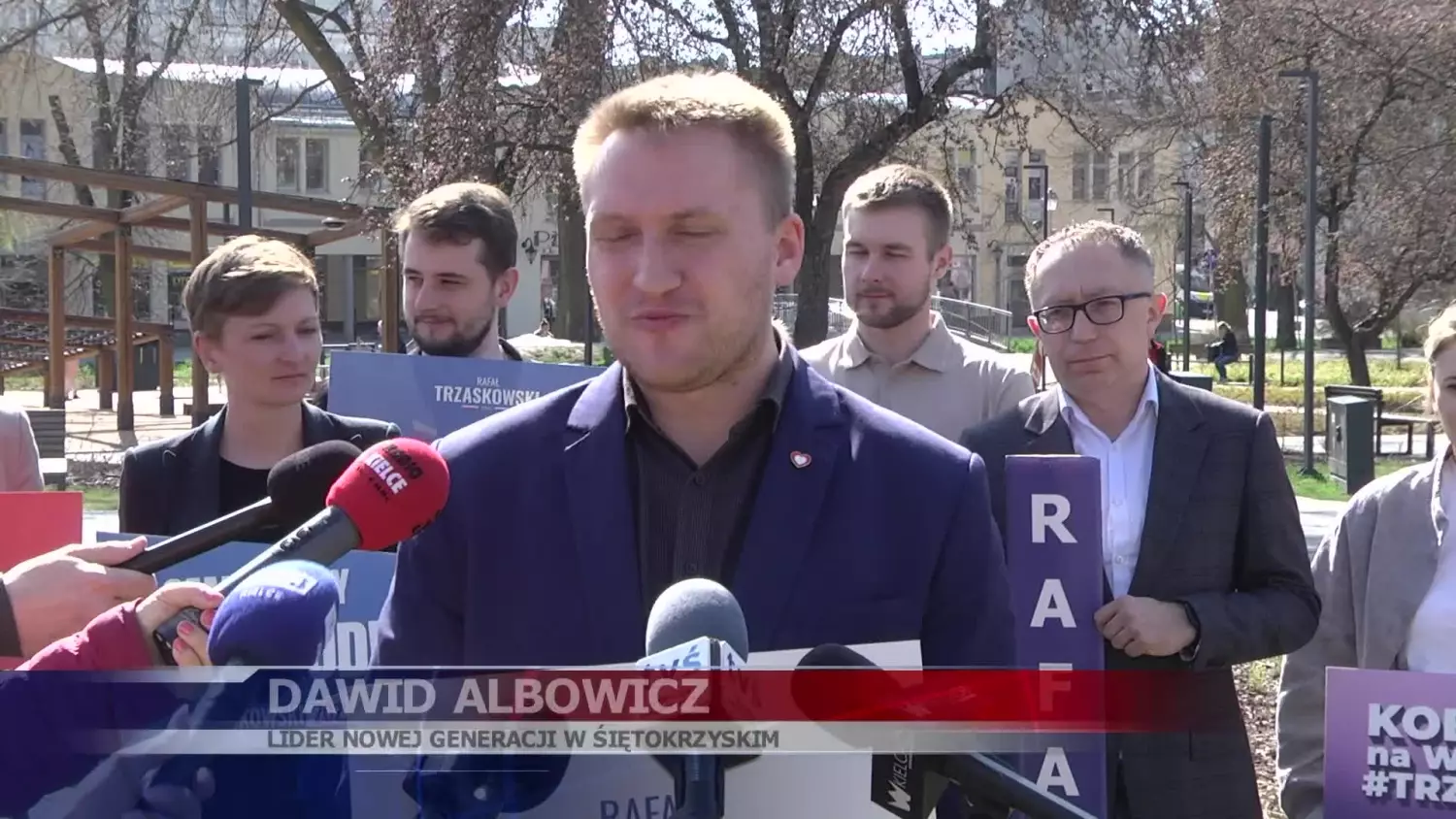 14-04-zaproszenie-na-trzaskowskiego.mp4