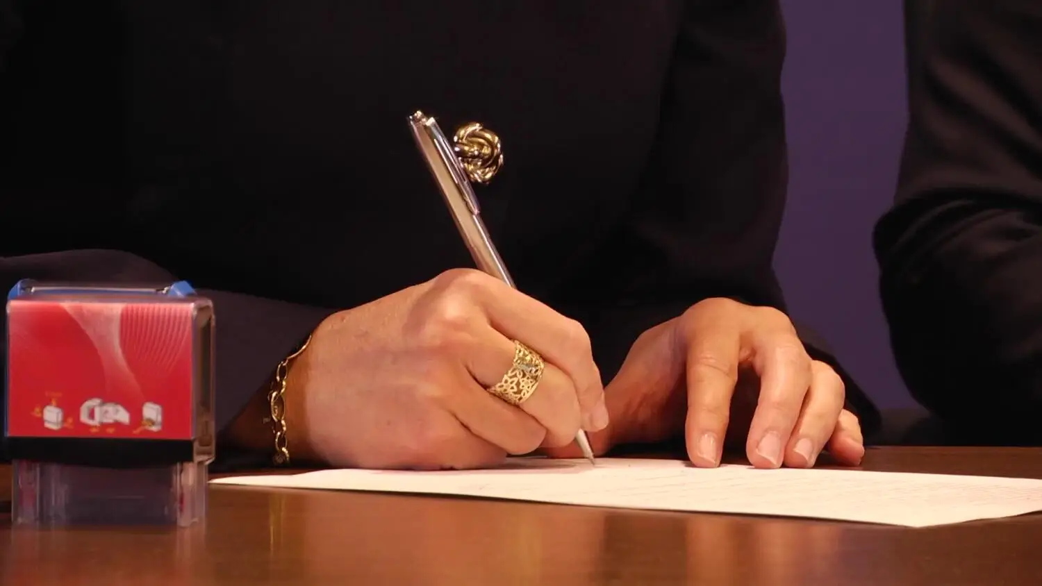 14042025-umowy-wojewoda-nielegalne-odpady.mp4