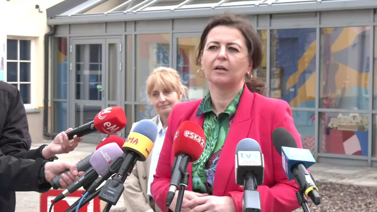 16-04-muzeum-zabawek-zaczyna-sie-remont.mp4