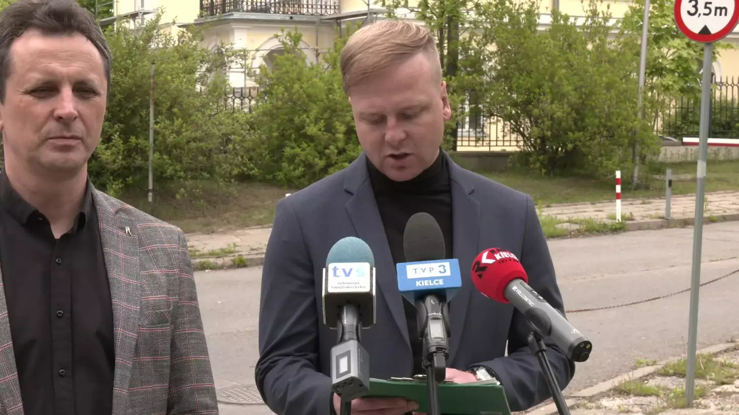 14-05-starostwo-jedrzejow-zarzuty.mp4