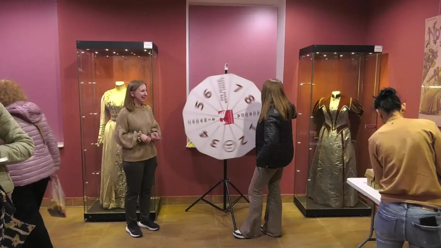 20052025-noc-muzeow-skarzysko.mp4