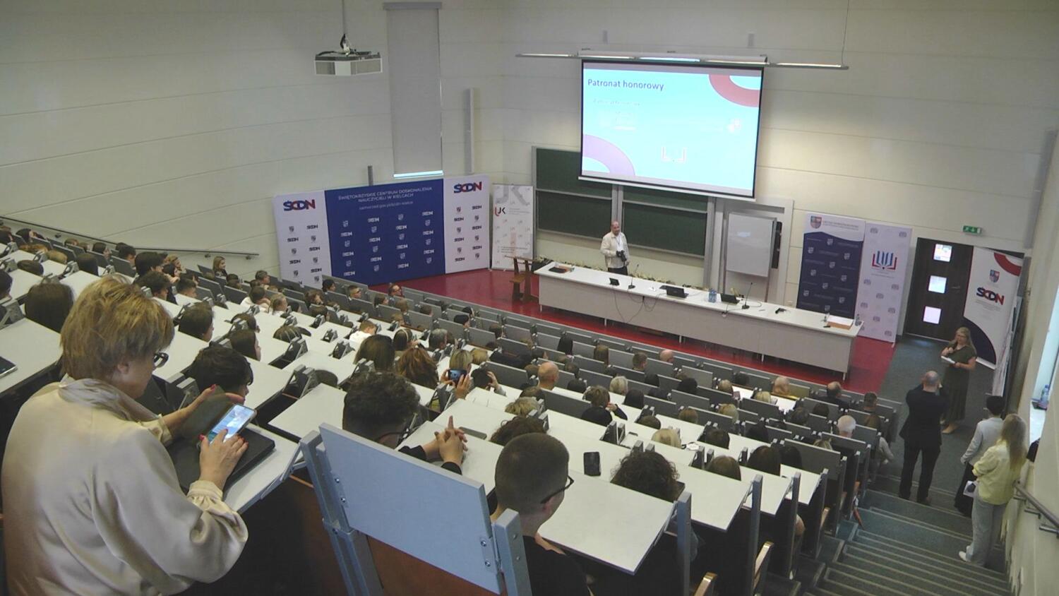 23052025-forum-mlodych-badaczy-w-ujk.mp4