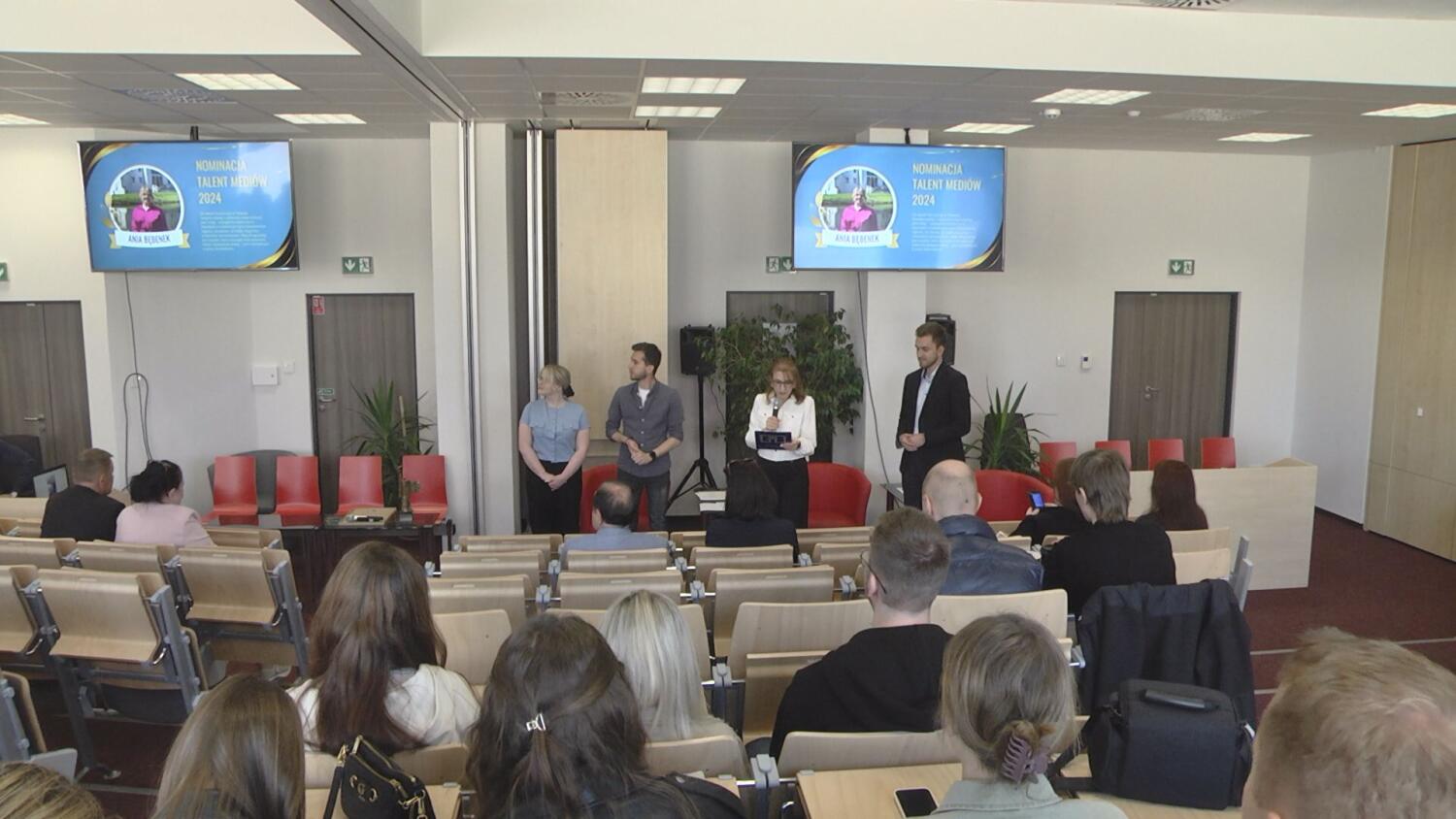 28052025-ujk-dni-jakosci-ksztalcenia.mp4