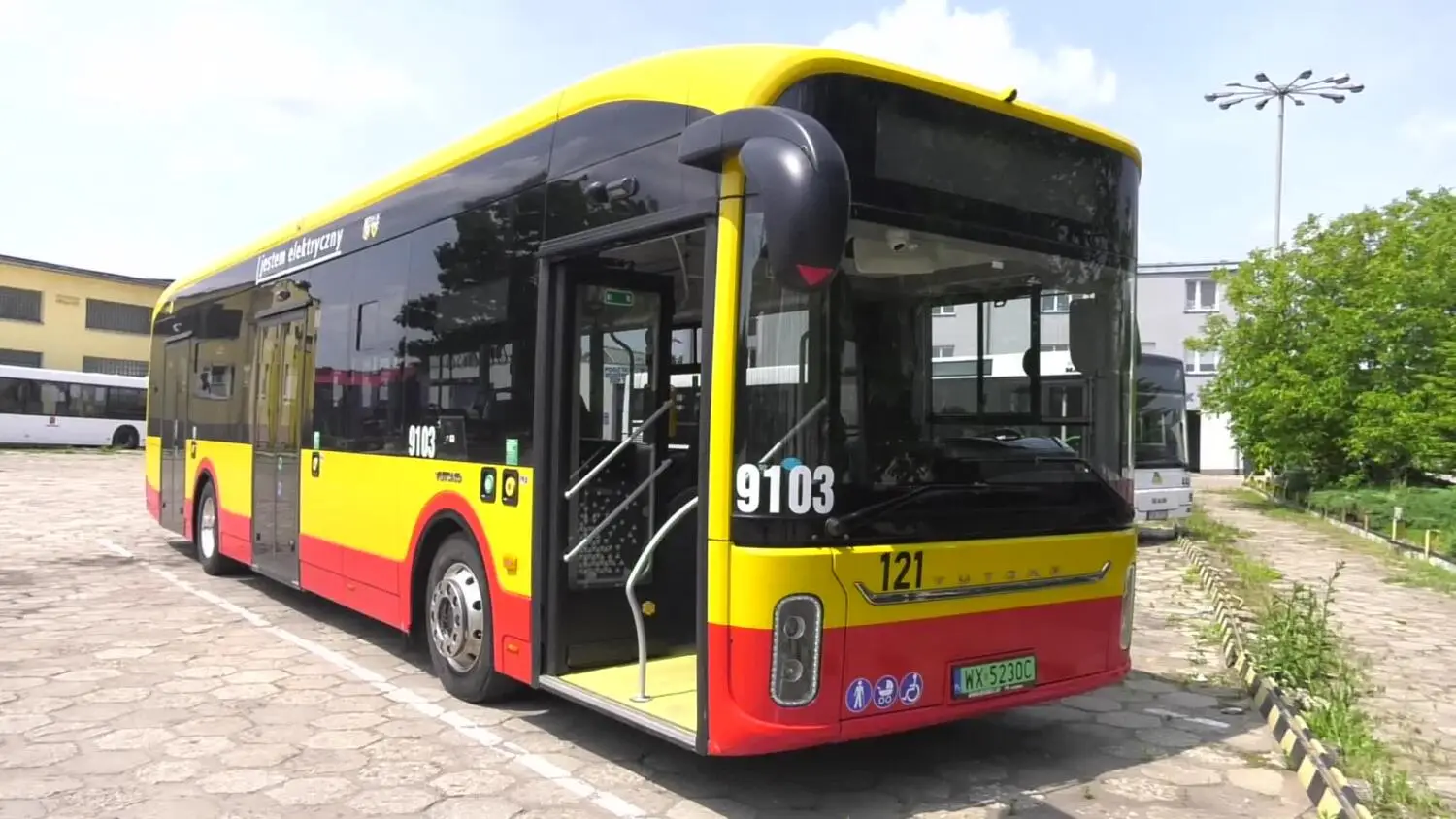 12062025-testowy-autobus-skarzysko.mp4