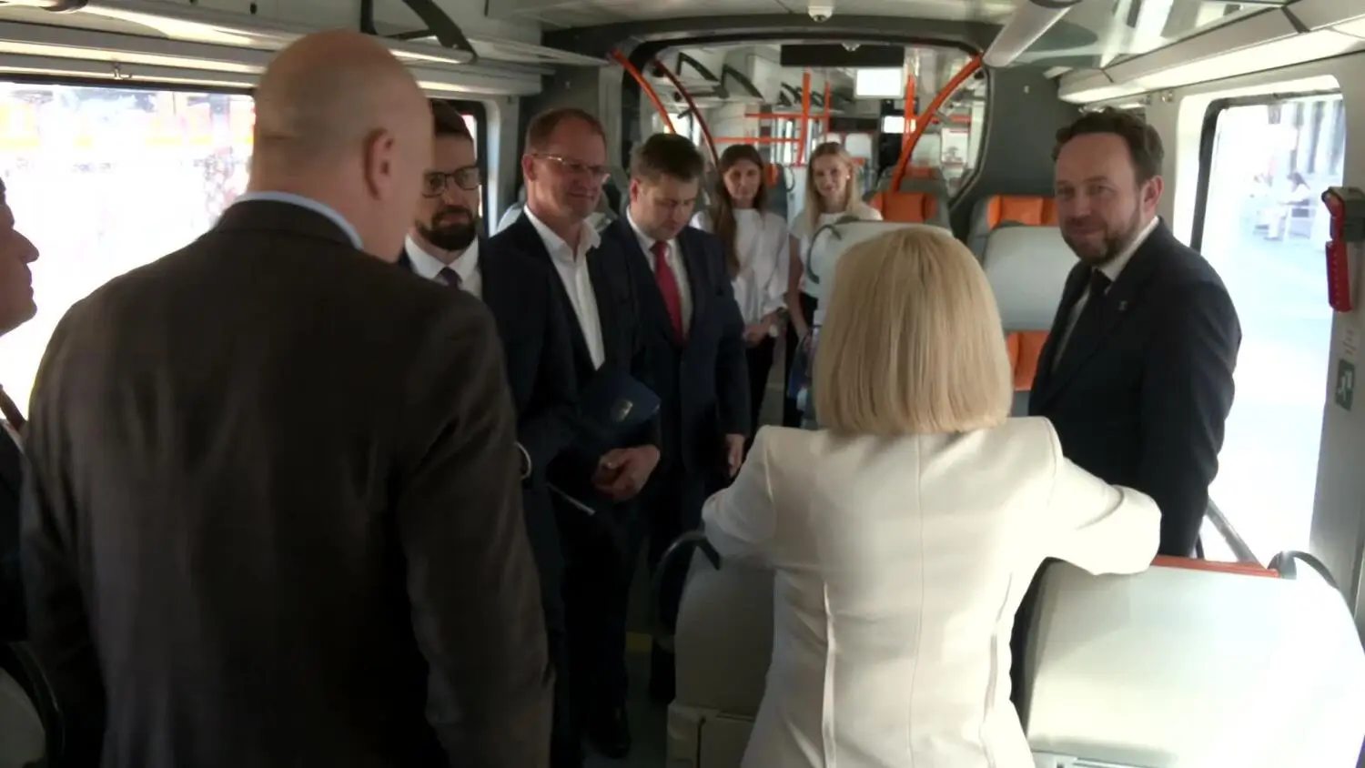 02072025-pociag-umowa.mp4