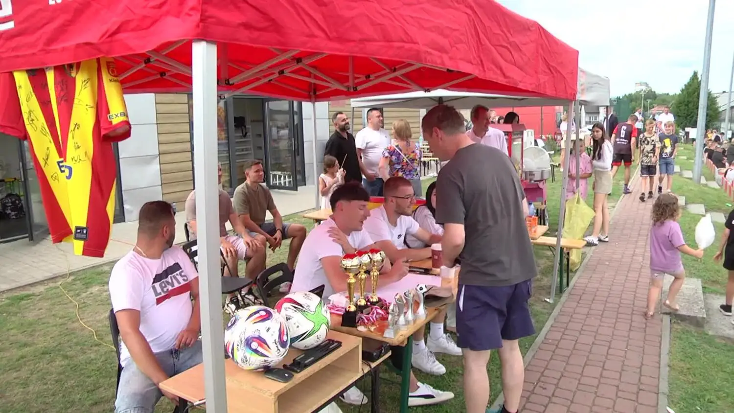 05082025-turniej-charytatywny-chmielnik.mp4