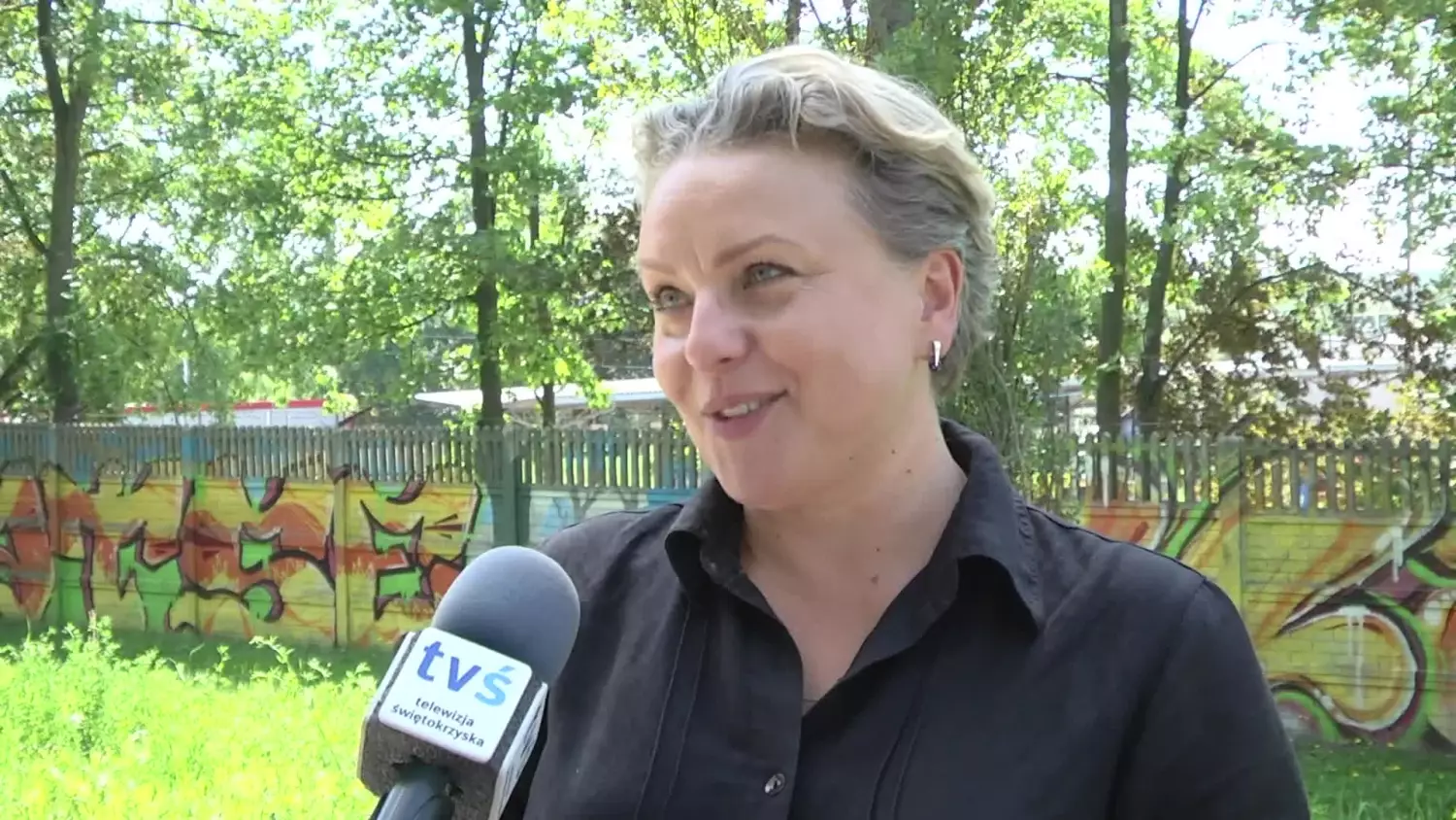 06-08-pomnik-rzezba.mp4