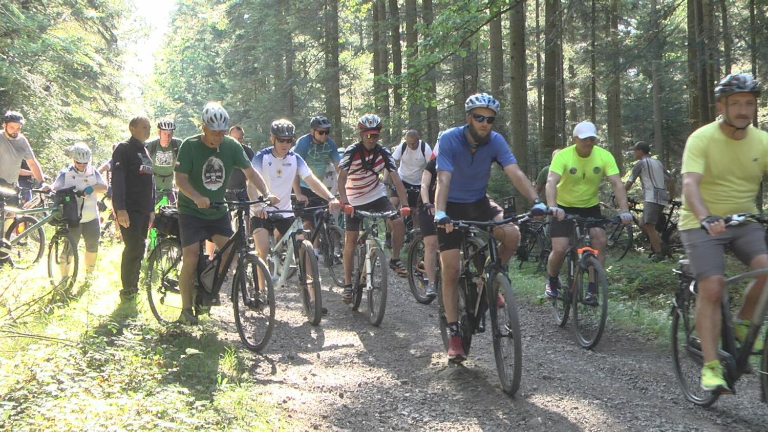 11082025-rajd-rowerowy-sladami-brygady-swietokrzyskiej-popr.mp4