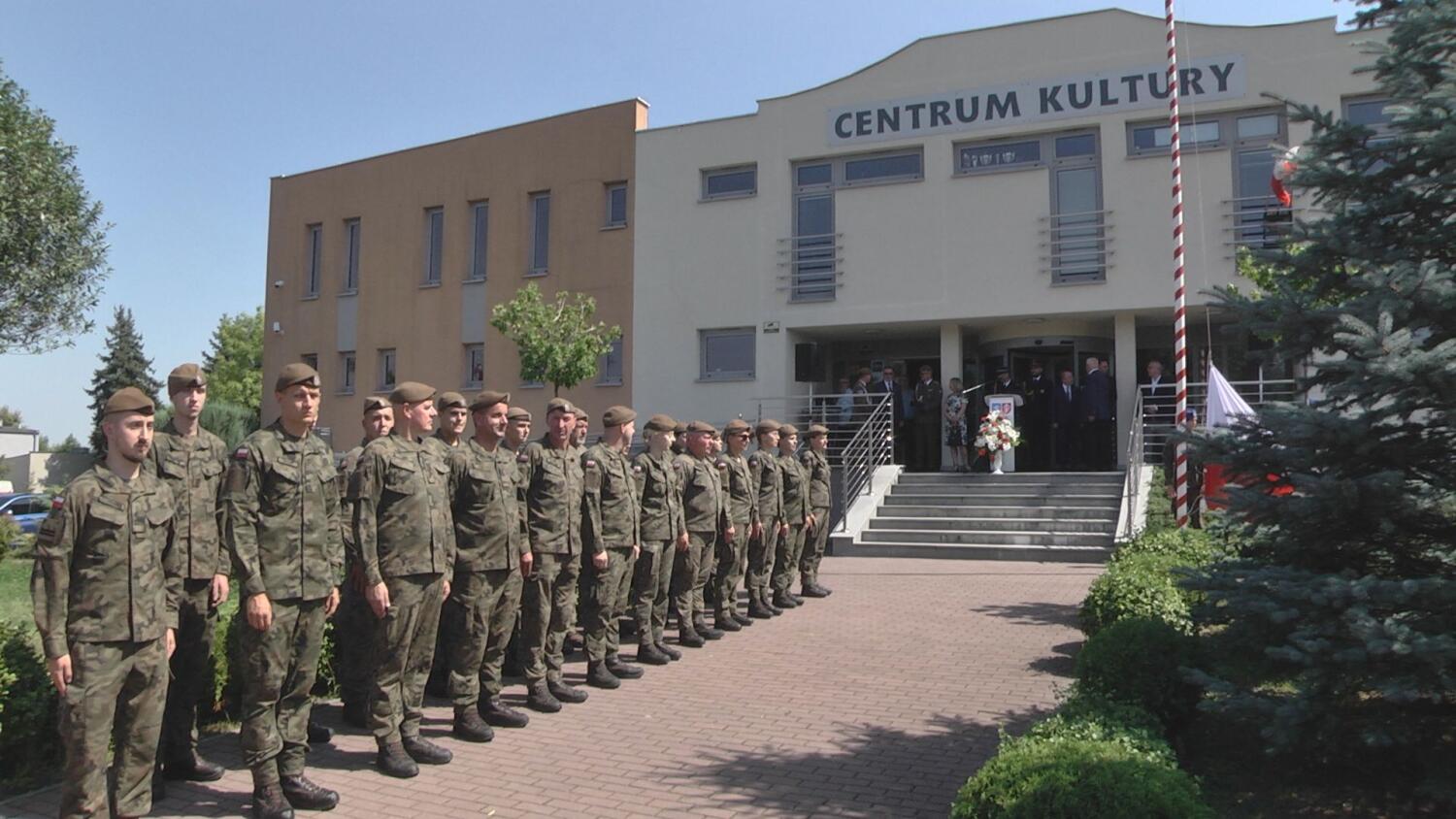 15082025-swieto-wojska-jedrzejow.mp4