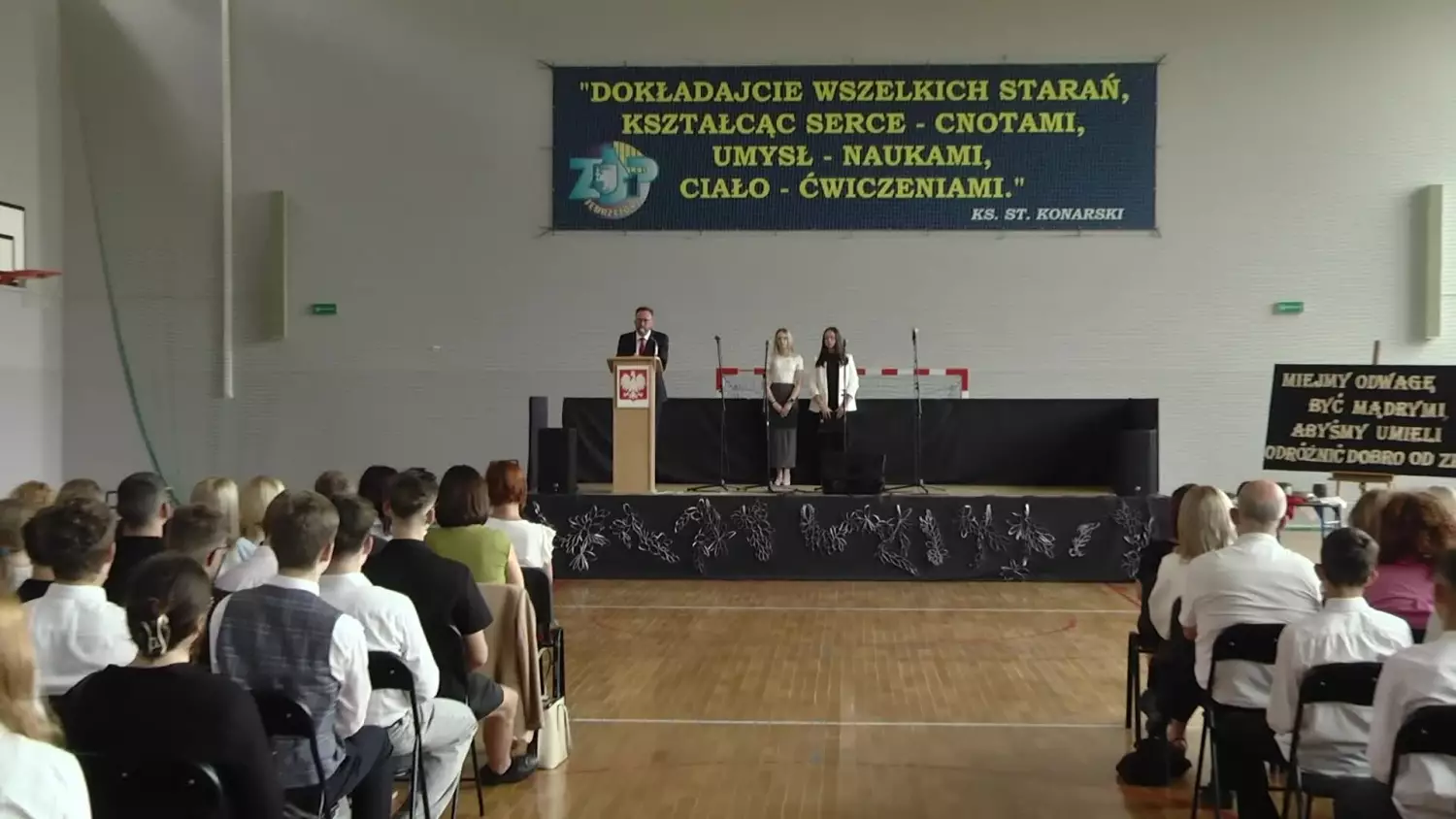 01092025-rozpoczecie-roku-szkolnego-lo-konarski-jedrzejow.mp4