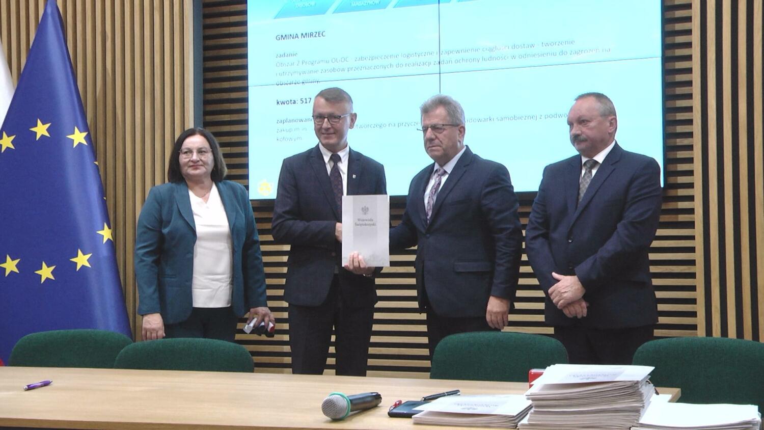 30092025-umowy-uw-z-samorzadami-o-obronie-cywilnej-popr.mp4