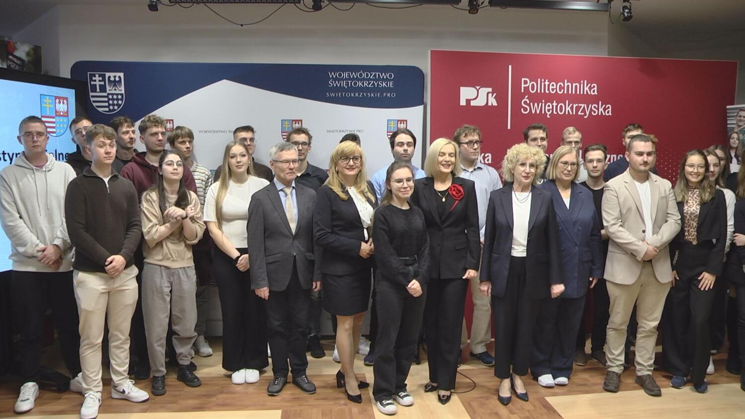 01102025-politechnika-sw-poczatek-roku-i-stypendia.mp4