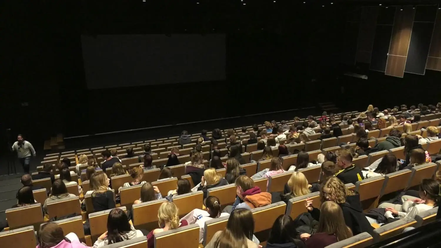 06102025-kino-lekturowe-konskie.mp4