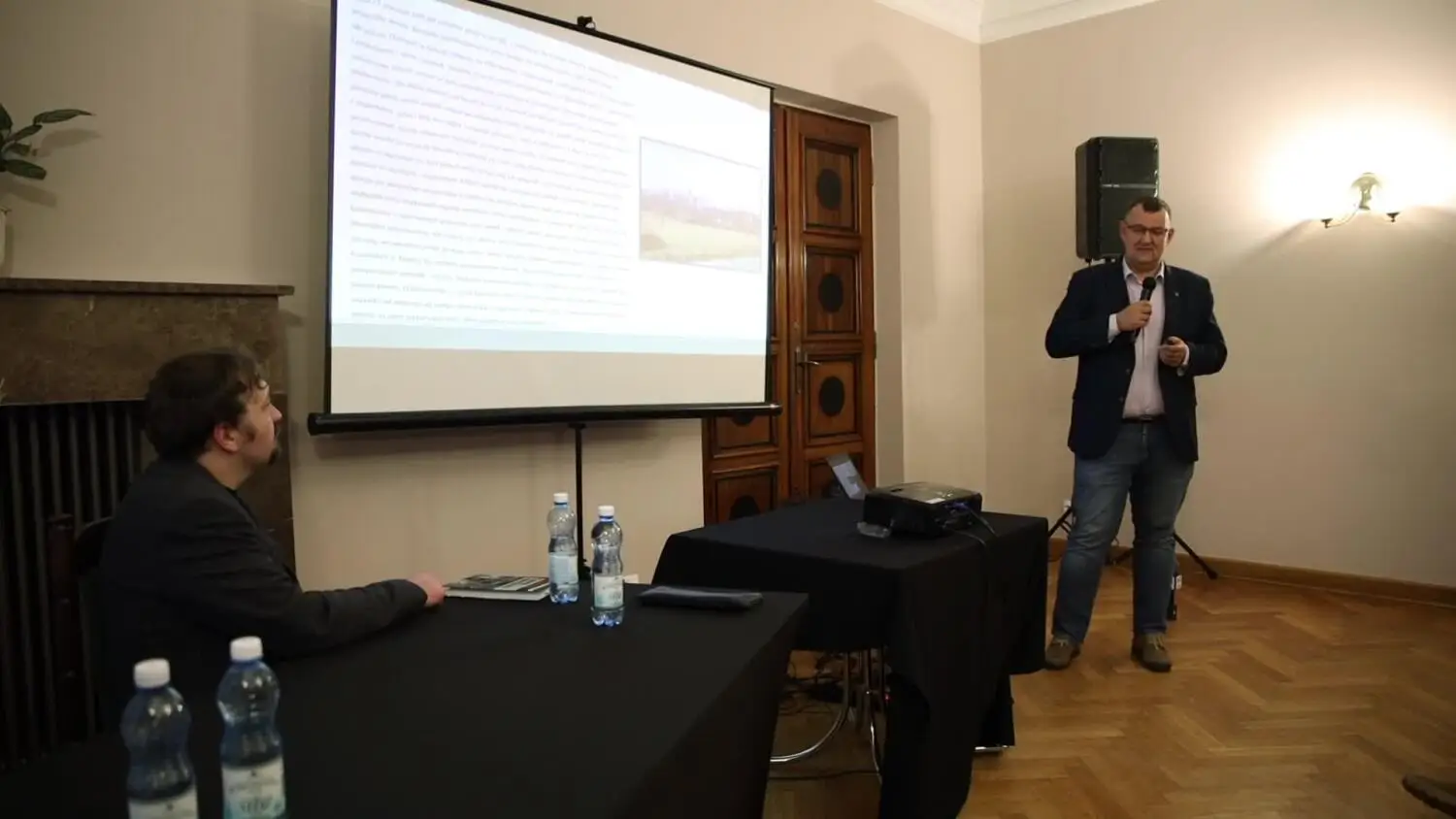 10102025-debata-zapomniana-bitwa-pancerna.mp4