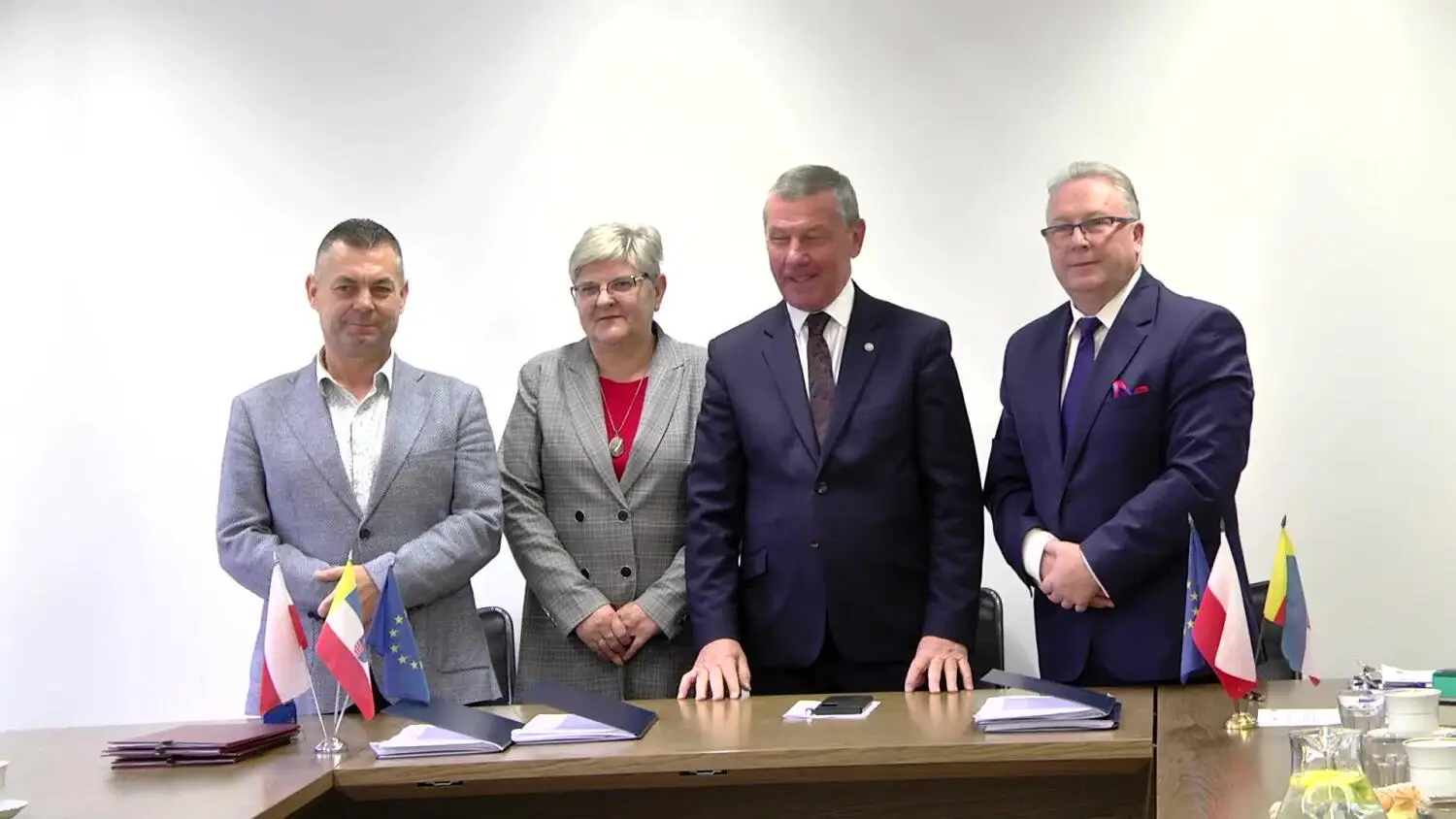 16102025-wodociagi-umowy.mp4