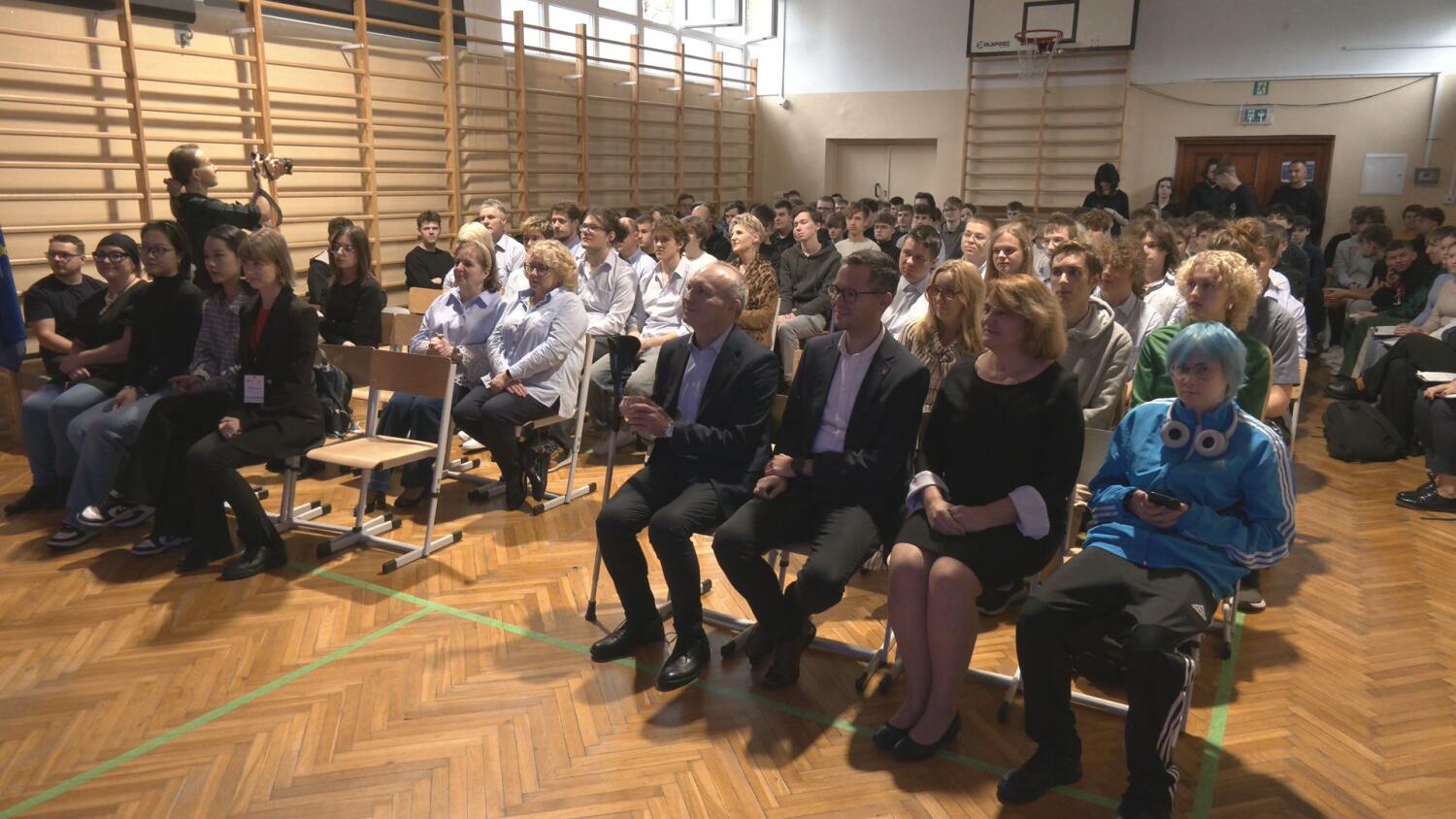 17102025-erasmus-days-2025-zsi-w-kielcach.mp4