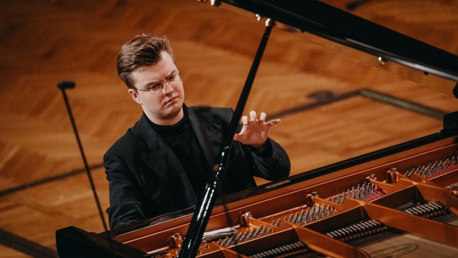 20102025-piotr-alexewicz-finalista-konkursu-chopinowskiego-2025.mp4