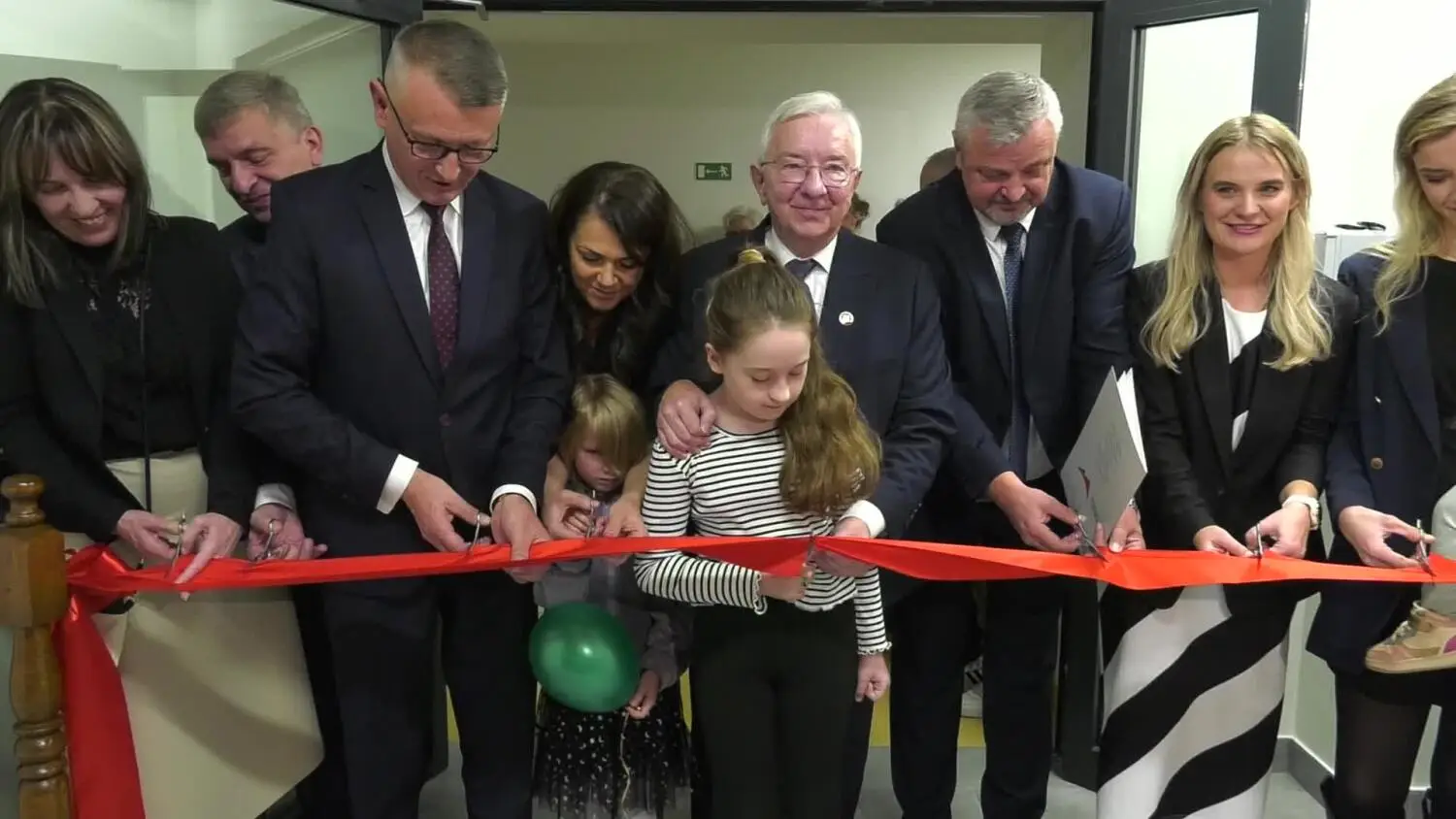 21102025-zagadka-oficjalne-otwarcie.mp4