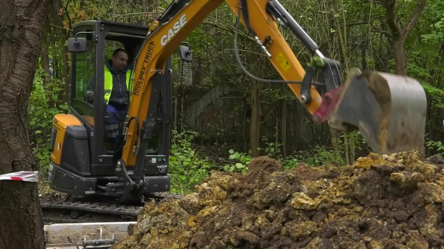 29102025-nowe-koparki-mpwik-skarzysko.mp4