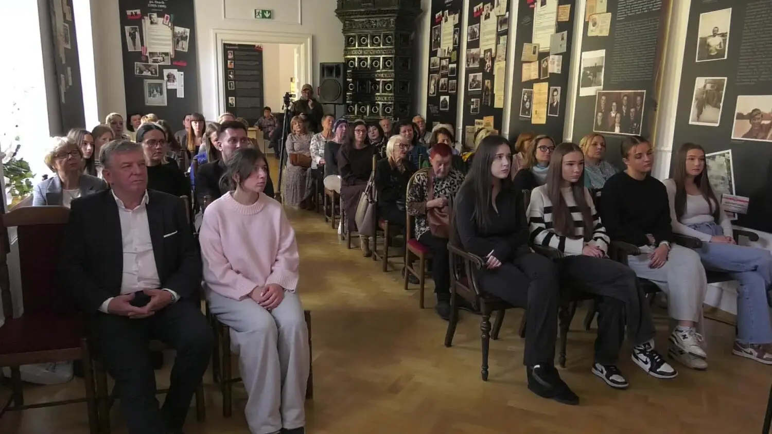 27102025-biblioteka-konskie-spotkanie-autorskie.mp4