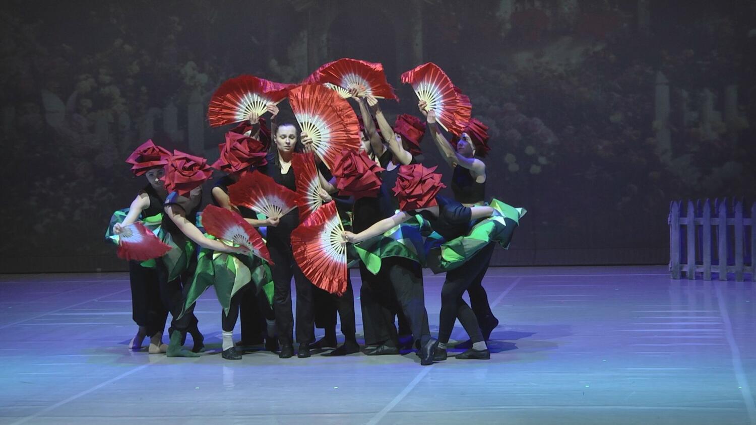 30102025-ktt-proba-do-spektaklu-krolowa-sniegu-popr.mp4