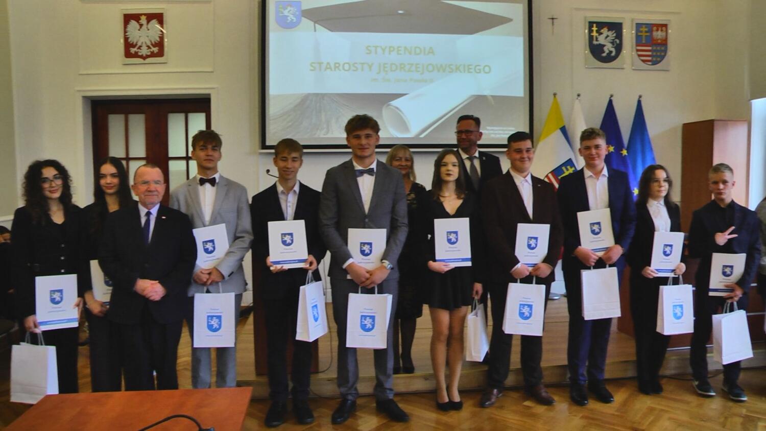 08122025-stypendia-jedrzejow.mp4