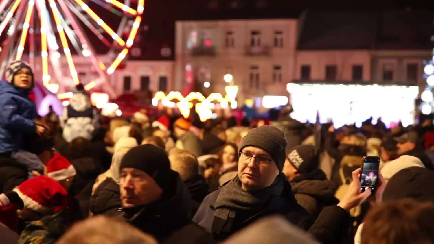 08-12-choinka-kielce.mp4