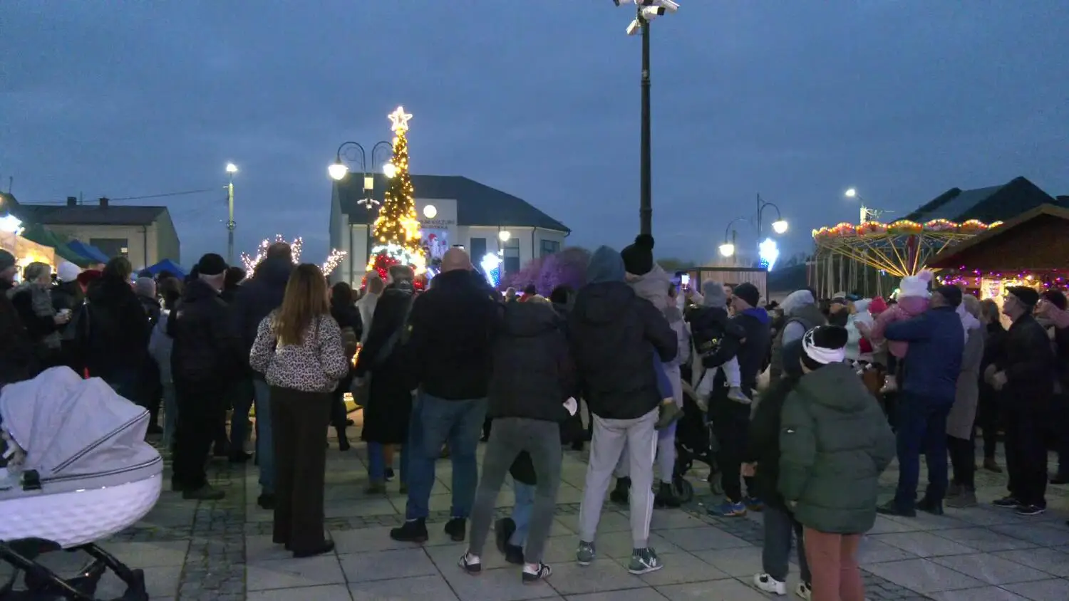 11122025-jarmark-wodzislaw.mp4